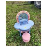 Children's Plastic Vanity Set