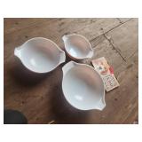 Pyrex Three-Piece Amber Mixing Bowl Set
