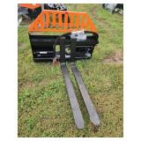 WolverineHYDRAULIC ADJ Pallet Fork 4000 lbs