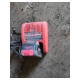 Milwaukee M28 Battery With Charger