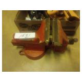 Columbian No. 204 1/2 Bench Vise