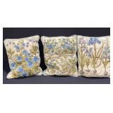 Vintage Botanical Design Throw Pillows