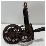 Vintage Hand-Crank Gear Mechanism Tool