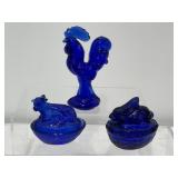 Westmoreland Art Glass Cobalt Blue Rooster, Bunny