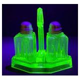 Green Vaseline Glass Salt & Pepper Shaker Set
