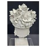 Adarti Fiori Bianco Porcelain with Lion Head Motif