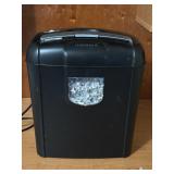 Insignia Black Paper Shredder