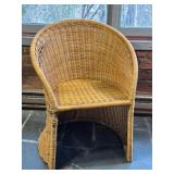 Wicker Chair With Rounded Backrest