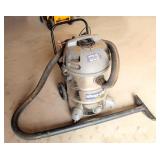 Shop Vac w/Accessories
