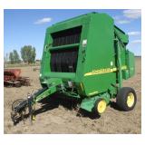 JD567 Mega Wide Round Baler