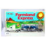 Farmland Express Ford/NH Equipment Hauling Set