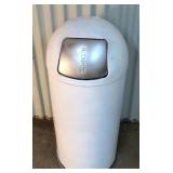 Galvanized Trash Can w/Metal Cover