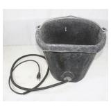 Heated 5-Gal Rubber Bucket