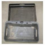 Rubbermaid Fasttrack Storage Box