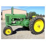 1950 John Deere 'G' Tractor