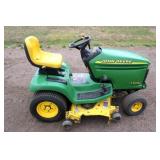 John Deere LX277 Riding Mower