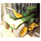 John Deere 112 Lawn Tractor/Mower