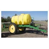 Sprayer w/700-Gal Plastic Tank