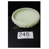 Fenton Custard Water Lily Bowl