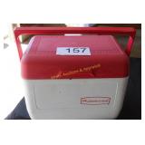 Rubbermaid Personal Cooler - 10 - 12 Can Model