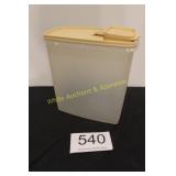 Vtg. Tupperware Harvest Gold Dry Food Keeper