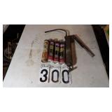 Grease Gun & Extra Grease 4 Tubes