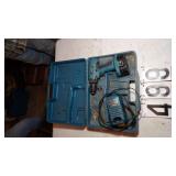 Mack Tec Drill & Charger (NEEDS bATTERY)