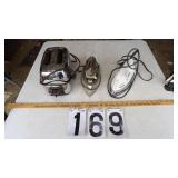 Toaster, 2 Irons