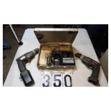 Black & Decker Cordless Drill W/Case ????