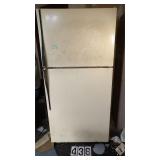 Hot Point Refridgerator (Works) Needs Cleaned