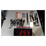 Kitchen Utencils & Flatware