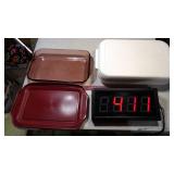 Aladdin Thermal Carrier & Pyrex 233-S +