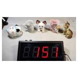 Japan Piggy Bank, Figurines