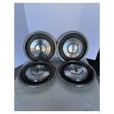 Vtg Oldsmobile Hubcaps (1 missing red center) ... Vtg Oldsmobile Hubcaps (1 missing red center) ...