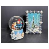 Snoe globe & framed church