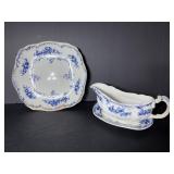Vtg Ridgeways Royal Semi porcelain gravy boat...