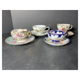 Vtg tea cups & saucers