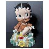 Betty Boop bank 8"