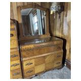 Vtg 3 drawer dresser with mirror & glass top (one.