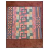 Vtg lap quilt 40" x 40"