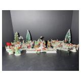 Vtg Christmas figurines