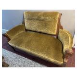 Vintage Setee 57"x25"x34"