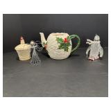 1970/71 Lefton Teapot 6063 no top & Misc