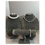 Faux black pearl necklace & bracelet & shell...