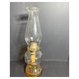 Vtg Glass oil lamp (no ship)