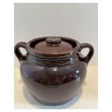 Vtg Stoneware bean pot with lid USA