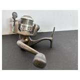 Quantum Shapshot fishing reel & bait