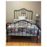 Antique metal full size bed