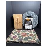 Maile Vacuum Bags, Table Runner & Misc