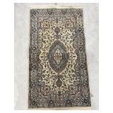 35"x55" Throw Rug